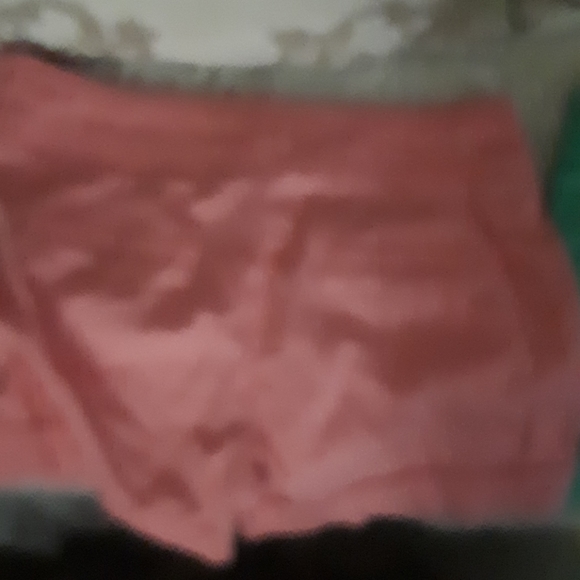 Woman's dynamite short shorts - Picture 7 of 7